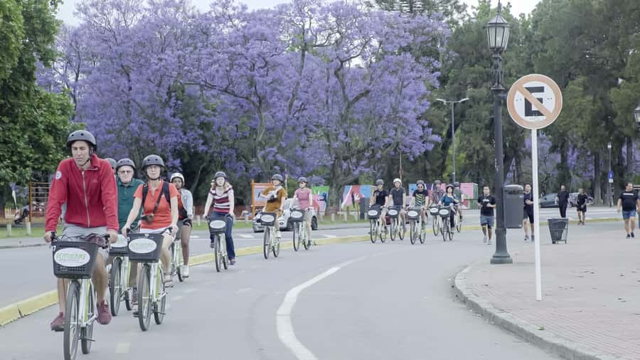 Buenos Aires: North or South Buenos Aires Bike Tour - Is $38 good value for four hours?