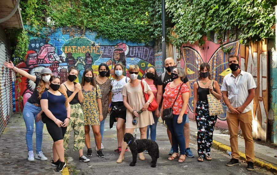 Buenos Aires: Palermo Soho Guided Walking Tour - What the $17 price really buys you