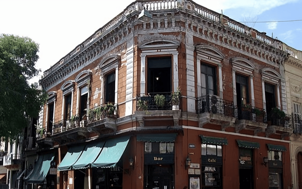 Buenos Aires Palermo Street Art Private Walking Tour - How the listed city stops fit a two-hour walk