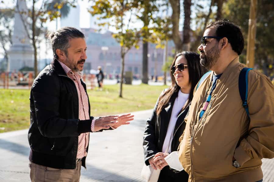 Buenos Aires Private City Tour with a local guide - What the guides add to the experience