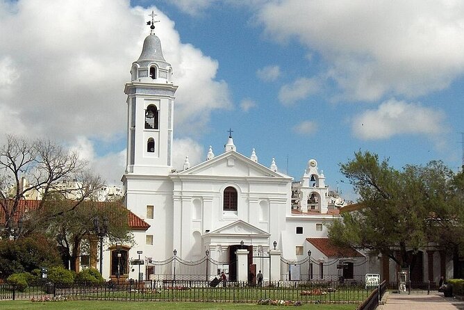 Buenos Aires Private City Tour with Local Guide - Plaza de Mayo and Avenida de Mayo: the civic heart