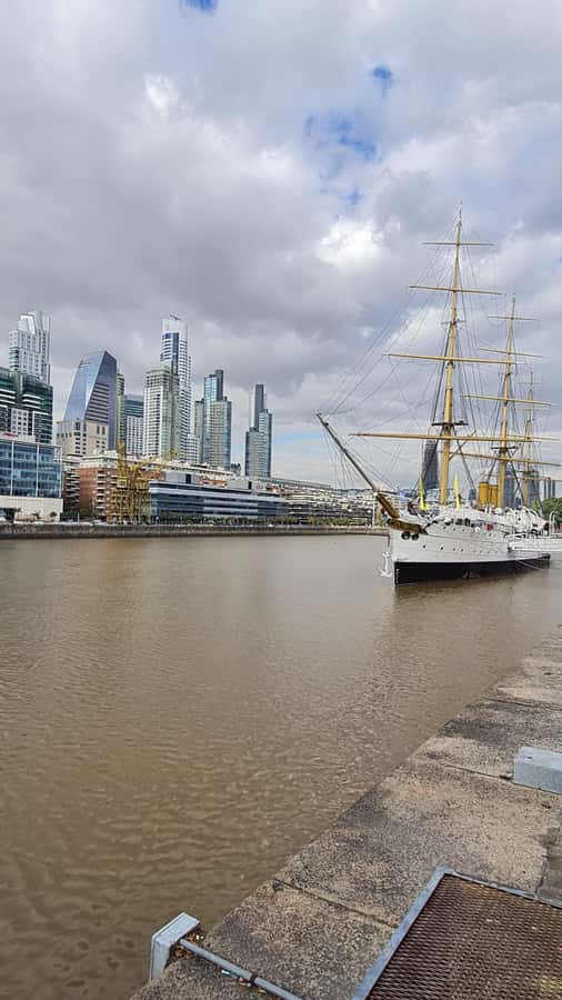 Buenos Aires: Puerto Madero Tour For Small Groups - Five details that make this walk different