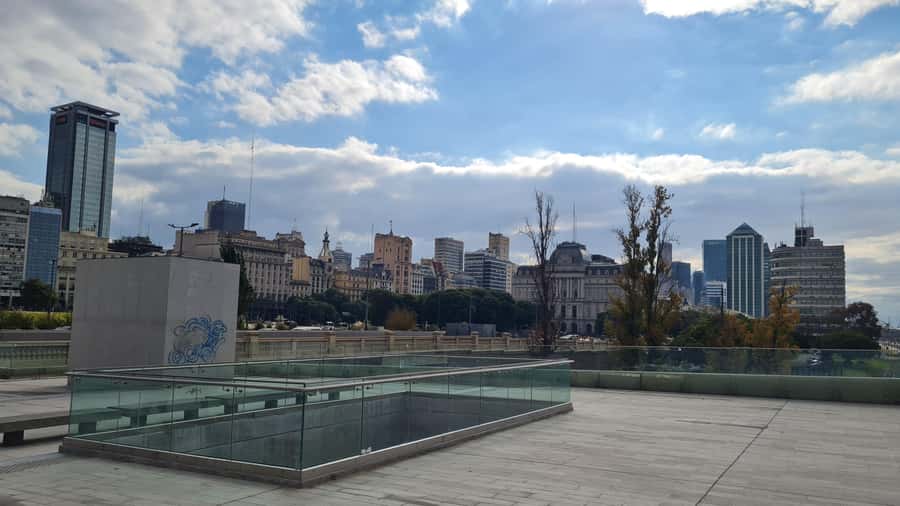 Buenos Aires: Puerto Madero Tour For Small Groups - From plazas and gardens to open water and birds