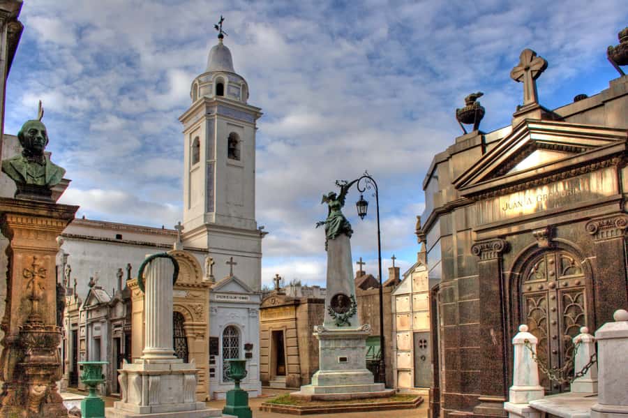 Buenos Aires: Recoleta Neighborhood Walking Tour - Key points to know before you go