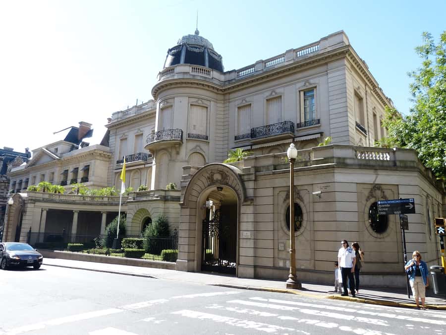 Buenos Aires: Recoleta Neighborhood Walking Tour - The National Museum of Fine Arts and nearby parks