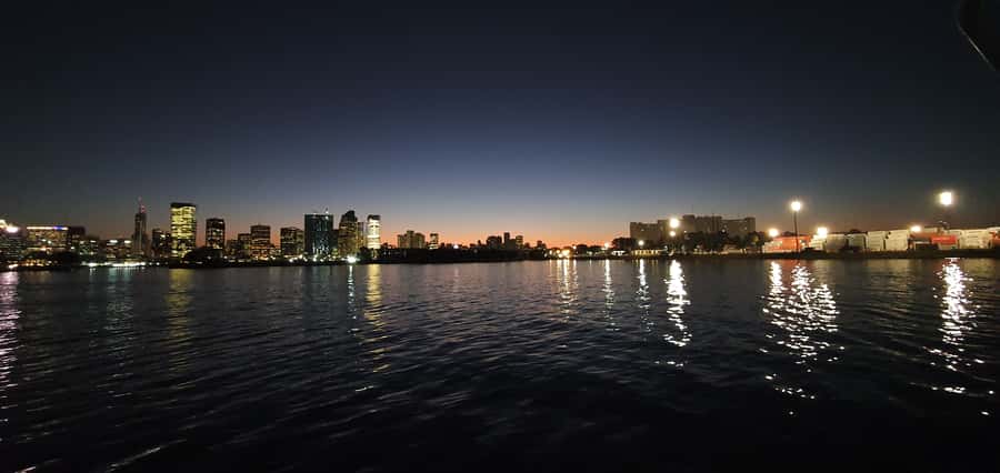 Buenos Aires:Small Group Tour AM & Sunset Open Bar Cruise PM - Sunset on the Río de la Plata