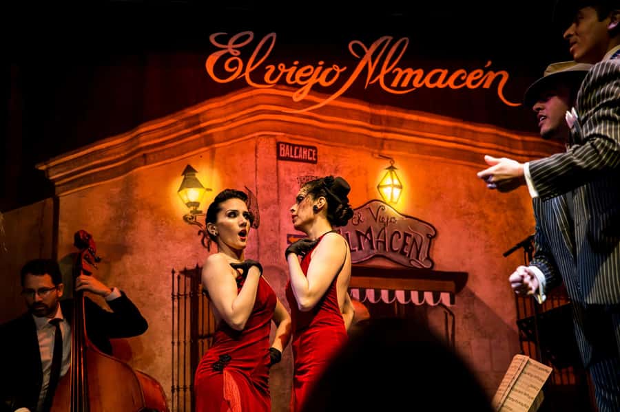 Buenos Aires: Tango - El Viejo Almacén! The first and most traditional show - What dinner adds to the evening