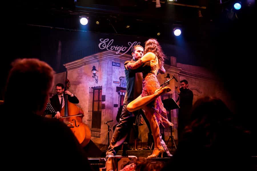 Buenos Aires: Tango - El Viejo Almacén! The first and most traditional show - Timing, transfers, and the five-hour range
