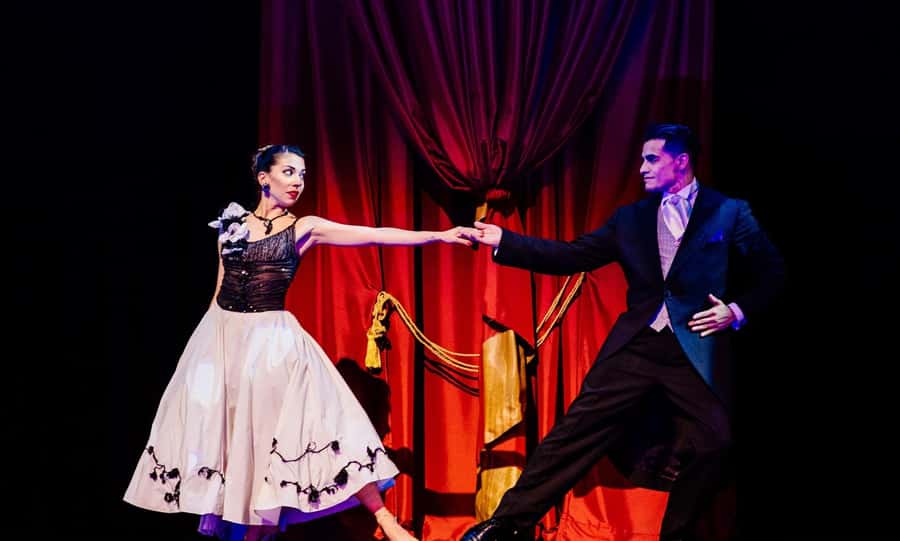 Buenos Aires: Tango Porteño Show Ticket with Dinner Option - Dress code and comfort details