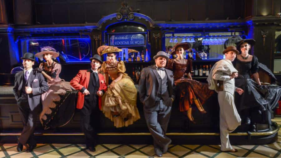 Buenos Aires Tango Show and Dinner in El Querandi - The twelve-person tango production