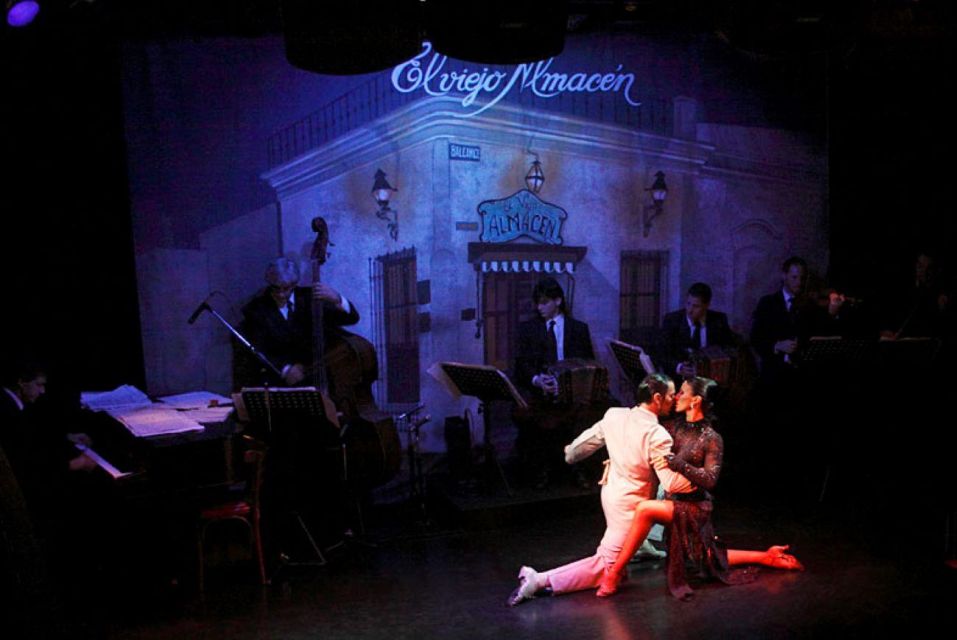 Buenos Aires: Tango Show at El Viejo Almacen - Seating, sightlines, and the intimate hall