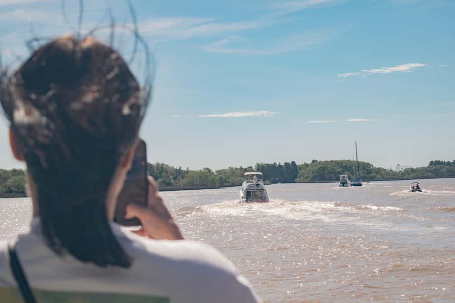 Buenos Aires: "Ticket"- 2hs of Navigation Premium to Tigre - Why this boat ride makes sense from Buenos Aires