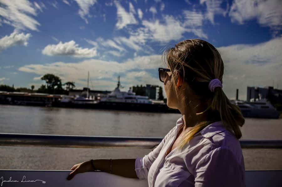 Buenos Aires: "Ticket"- 2hs of Navigation Premium to Tigre - Entering the Paraná Delta