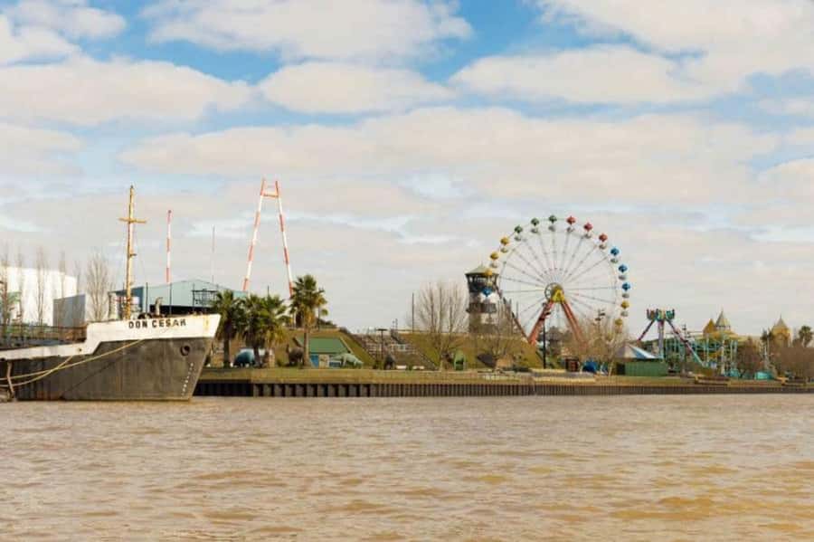 Buenos Aires: Tigre Delta Premium Boat Tour - The ride north along Avenida del Libertador