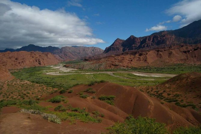Cafayate: 2-Day-Trip from Salta City - Torrontés tasting and the wine-town stop