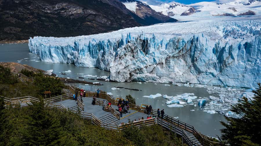 Calafate: Perito Moreno Glacier Guided Full-Day Tour - Bajo las Sombras Port and the optional boat ride