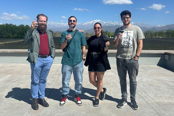 Casa Vigil (the enemy) + 2 cellars. - Don Manuel Villafañe: the most useful first lesson