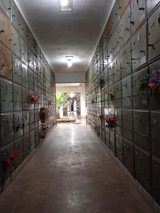 CHACARITA CEMETERY + PARQUE CHAS (LABYRINTH) - How much value do you get for $31?