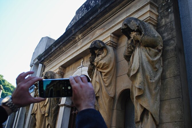 Chacarita Walking Tour - Spooky Cemetery, History & Pizza - Key Things to Know Before You Go