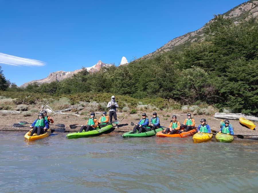 Chalten Kayak without lunch - Meeting at San Martín 872