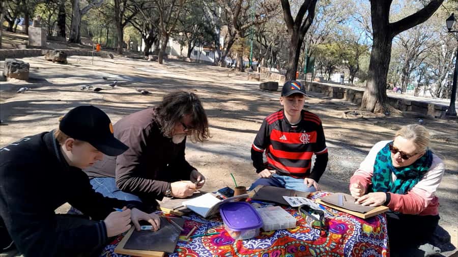 City of Salta: Alpaca and leather handicraft workshop in the open air! - Meeting Carlos beneath San Bernardo Hill