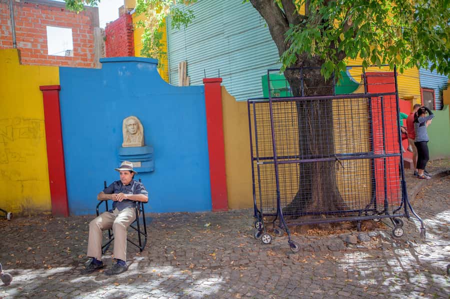 Classic City Tour of Buenos Aires: Neighborhoods and Emblems - Puerto Madero and the city’s newer face