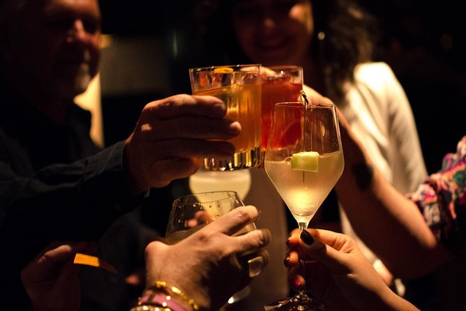 Cocktail tour in Buenos Aires - What this Buenos Aires night is really about