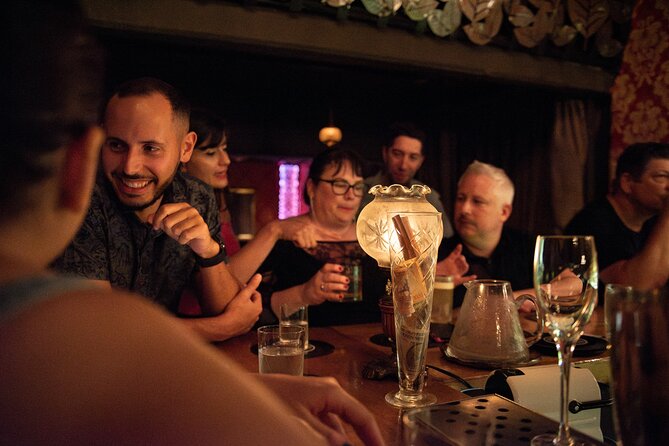 Cocktail tour in Buenos Aires - Dress, age, and practical preparation
