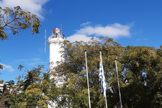 Colonia Day Trip & Optional Private Transfers from Buenos Aires - What you see in the historic quarter