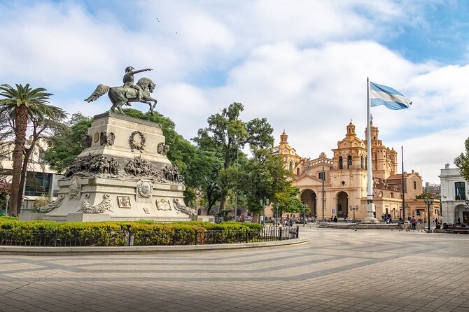 Cordoba City Tour with Optional Jesuitic Square - Seeing Córdoba in four hours