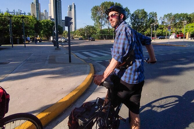 Cultural Immersion Experience by Bike around old BA Max 6 ppl - Puerto Madero closes the route with a modern contrast