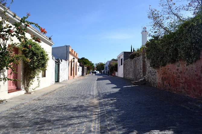 Day Tour in Colonia del Sacramento - The Ferry Ride Across the Río de la Plata