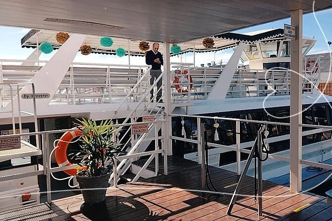 Delta Tigre Day tour from 11:30am with navigation and transfer from your hotel - Paseo Victorica And The Riverside Atmosphere