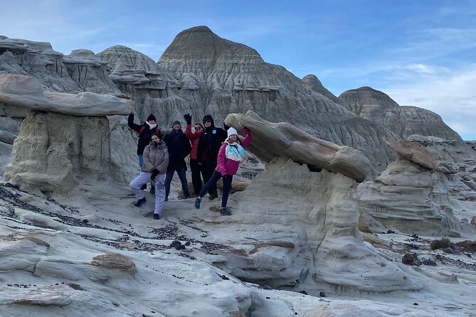 Discover La Leona Petrified Forest: Guided Hiking Tour - The Route 40 ride from El Calafate