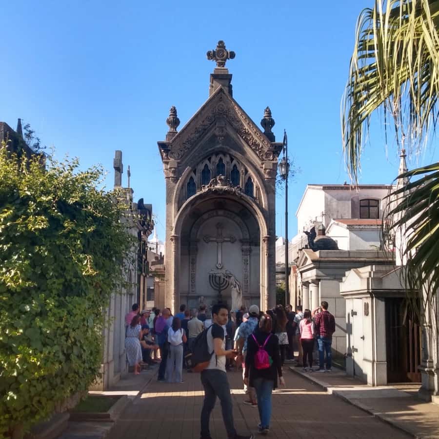 Discover Recoleta, Buenos Aires' Little Paris - Which guides may shape your experience