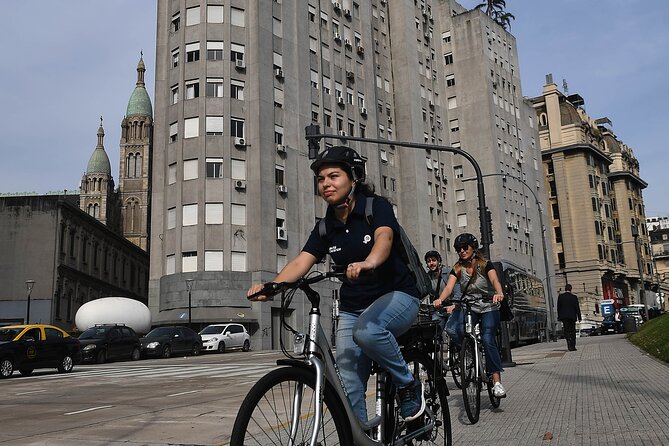 E-Bike Tour in the Northern Circuit of Buenos Aires - Recoleta Cemetery is both a landmark and a lunch stop