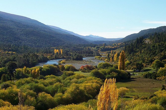 El Bolson and Lago Puelo Sightseeing Tour - Lago Puelo National Park and the Las Sombras Path