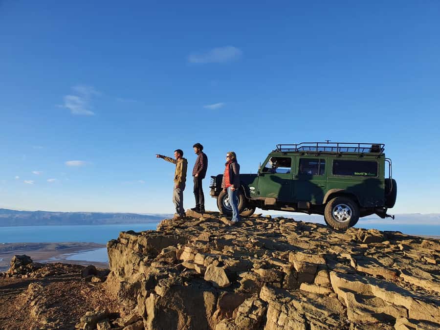 El Calafate: 4WD Adventure with Optional Hike or Zipline - The ride from El Calafate to the hilltop
