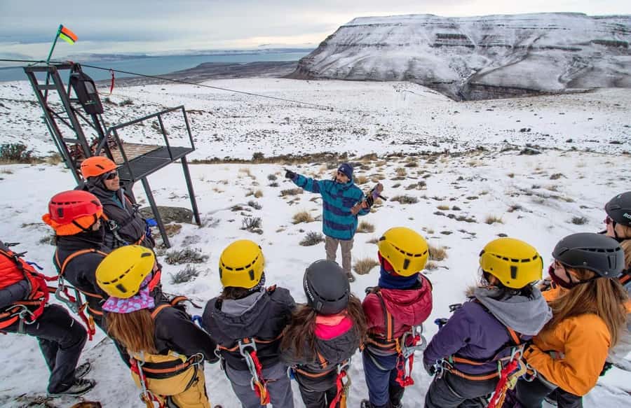 El Calafate: 4WD Adventure with Optional Hike or Zipline - The 2,920-meter zipline circuit