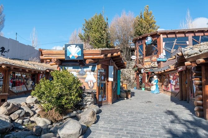 El Calafate Airport (FTE) Private Transfer to El Calafate City - Airport pickup and the 60-minute waiting window