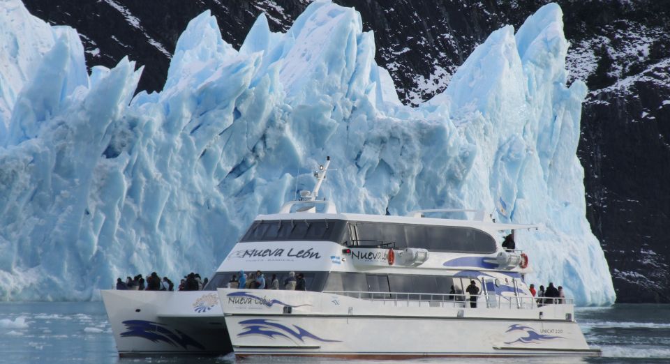 El Calafate: All Glaciers Boat Trip - From El Calafate to Punta Bandera Port