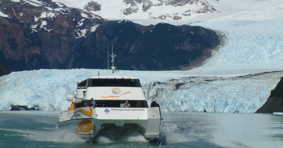El Calafate: All Glaciers Boat Trip - Crossing Boca del Diablo on Argentino Lake