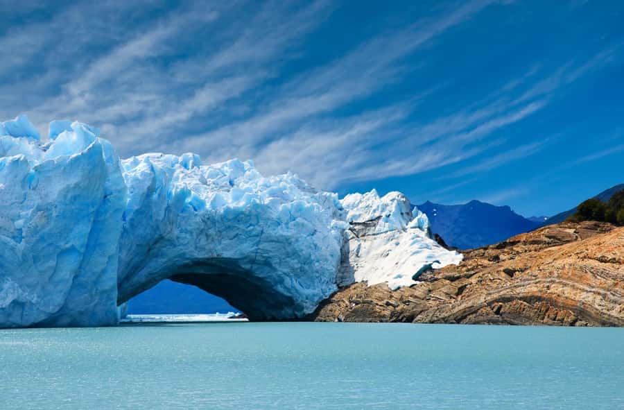 El Calafate: Fossil Canyon Trekking at Estancia Cristina - What the guide adds to the day