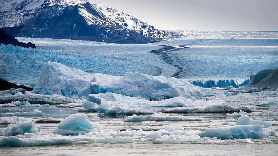 El Calafate: Glacier Cruise & Trekking at Estancia Cristina - Free time, lunch, and the ranch’s historic center