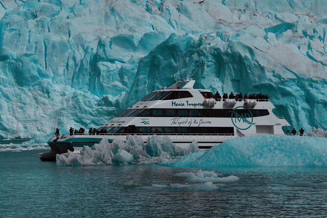 El Calafate: Gourmet Upsala and Spegazzini Glaciers - The Maria Turquesa cruise and Boca del Diablo