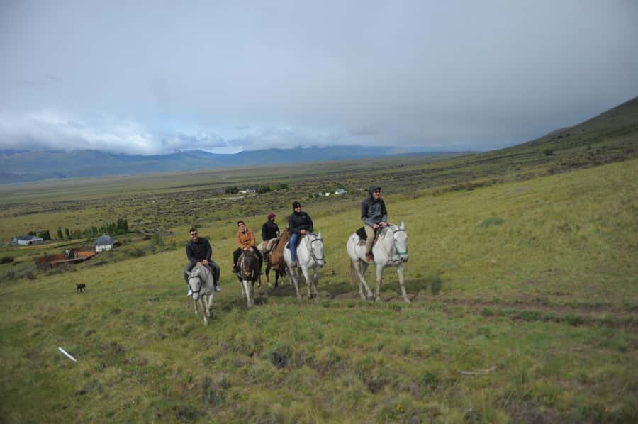 El Calafate: Horseback riding in Cerro Frias - From El Calafate to Estancia Alice in 30 minutes