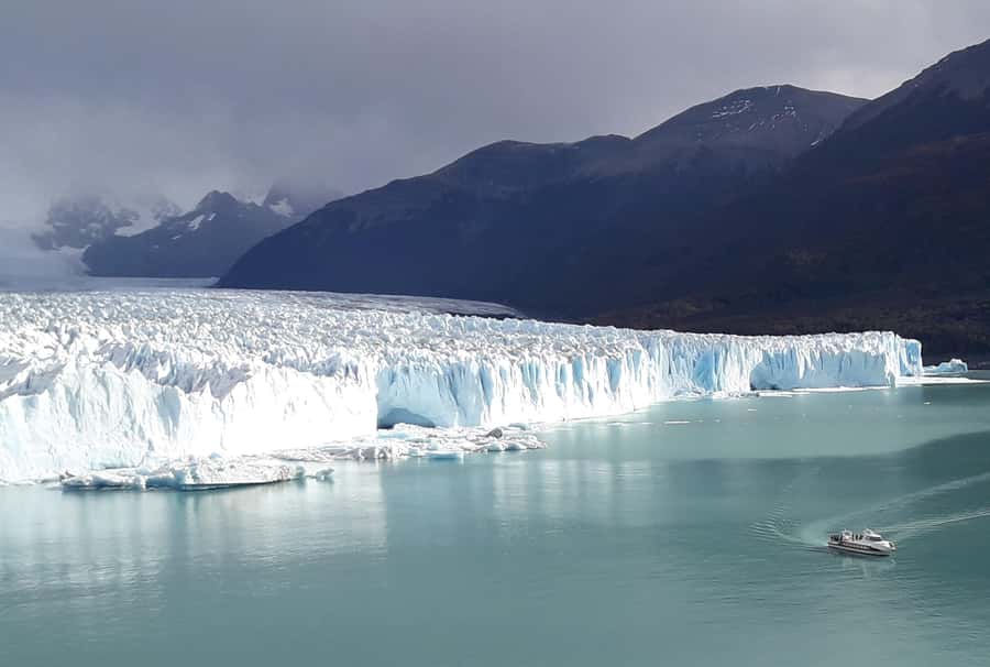 El Calafate: Perito Moreno Glacier, Boat Cruise & Glaciarium - What the $136 price covers