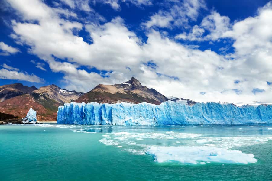 El Calafate: Perito Moreno Glacier Trekking Tour and Cruise - Key points at a glance