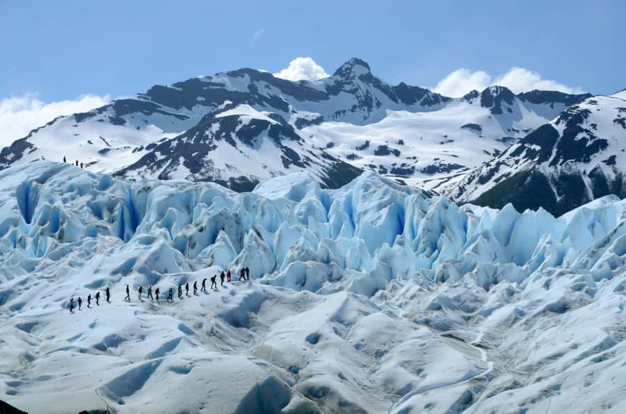 El Calafate: Perito Moreno Glacier Trekking Tour and Cruise - Who should book this experience?