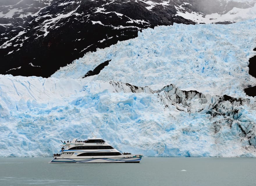 El Calafate: Spegazzini and Upsala Glaciers Boat Tour - Timing, comfort, and the practical details